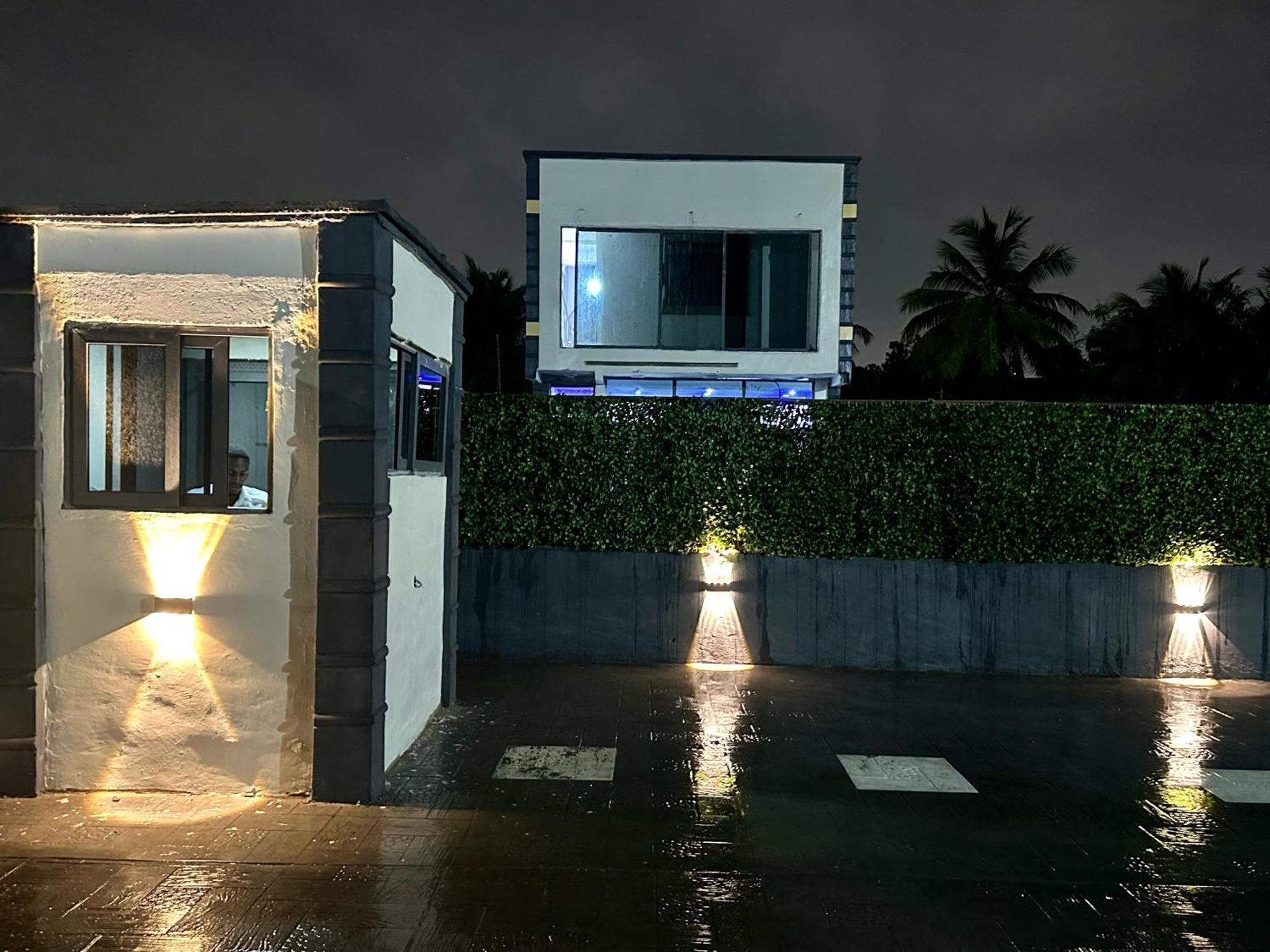 Northwold Hotel Sotuom Экстерьер фото
