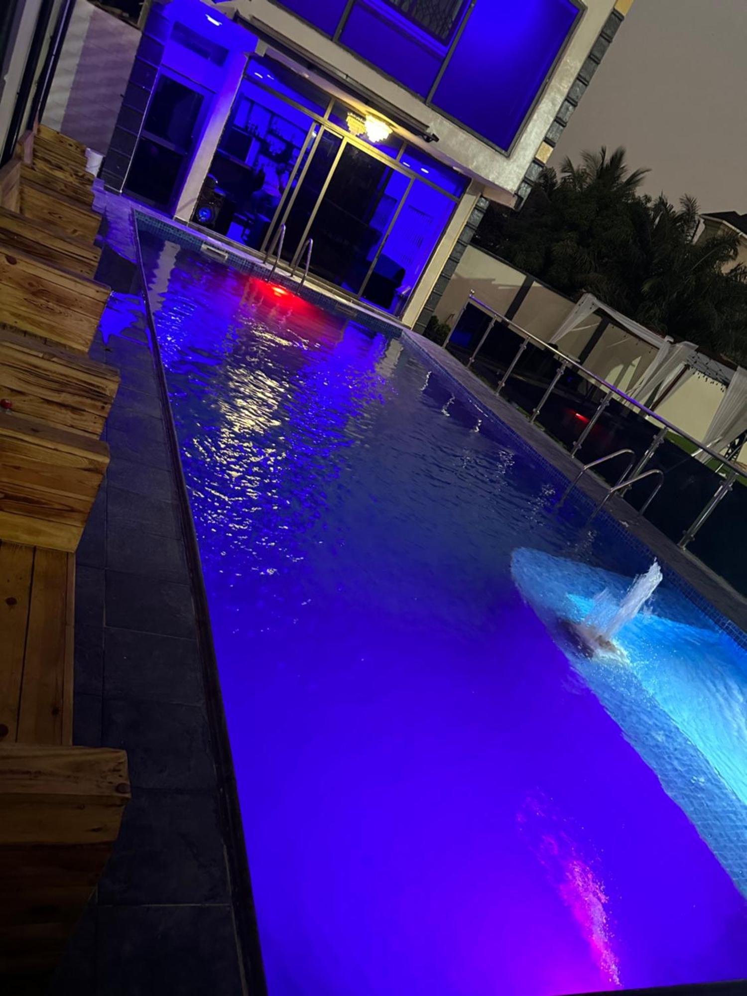 Northwold Hotel Sotuom Экстерьер фото